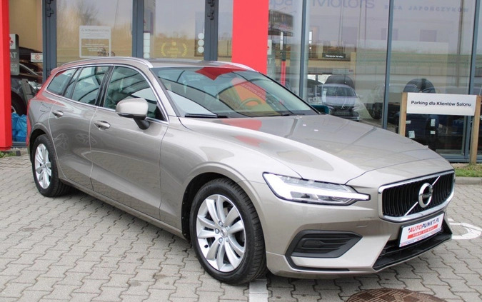 Volvo V60 cena 104900 przebieg: 120763, rok produkcji 2019 z Biała małe 781